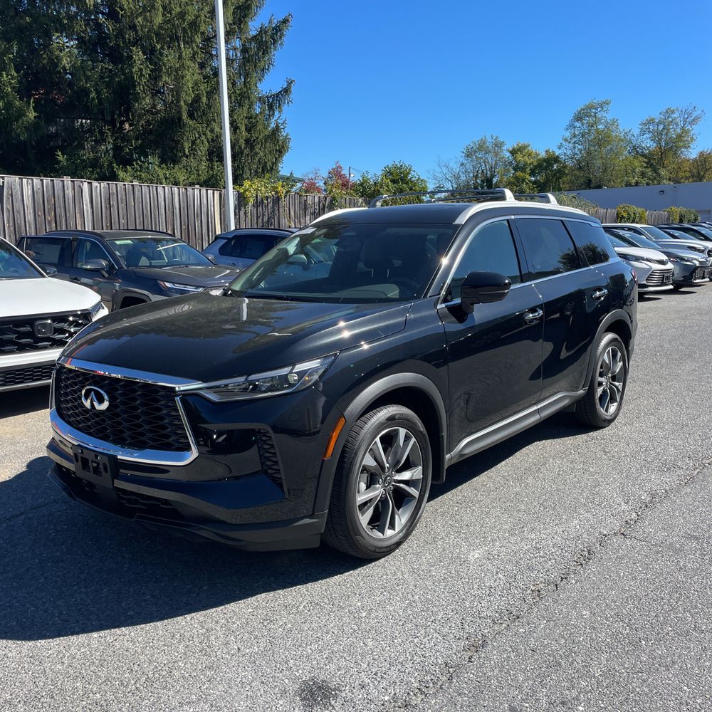 2025 INFINITI QX60 Luxe