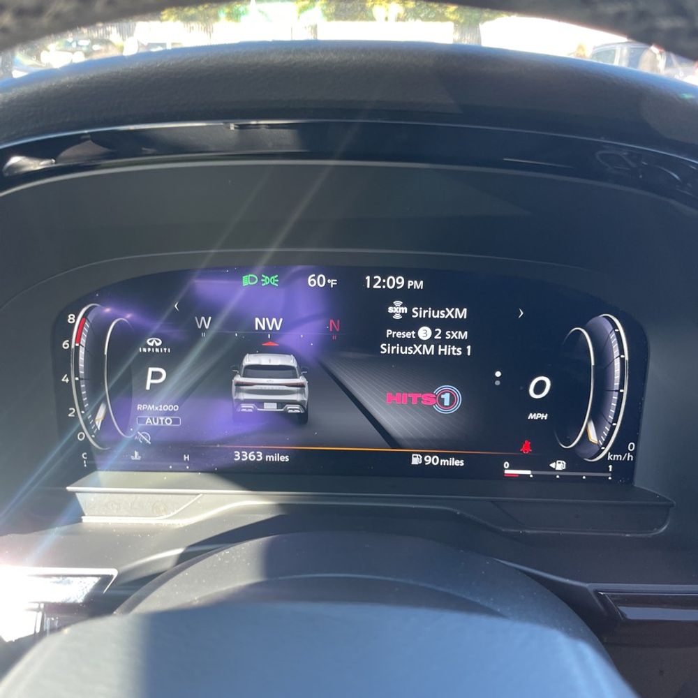 2025 INFINITI QX60 Luxe