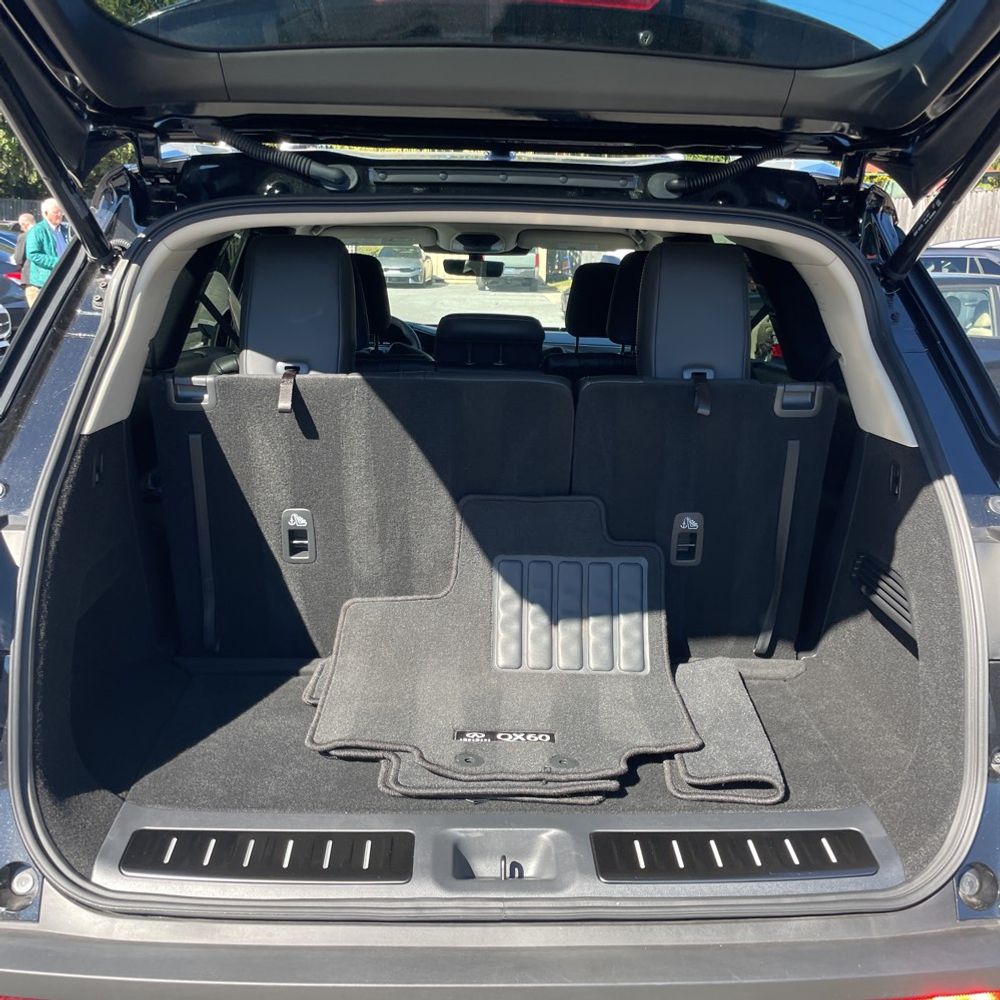 2025 INFINITI QX60 Luxe