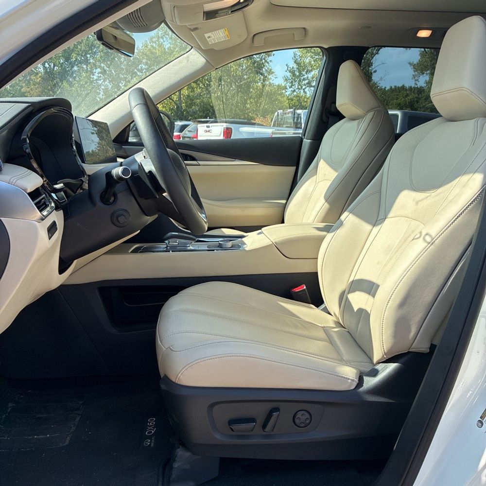 2025 Infiniti QX60 Luxe