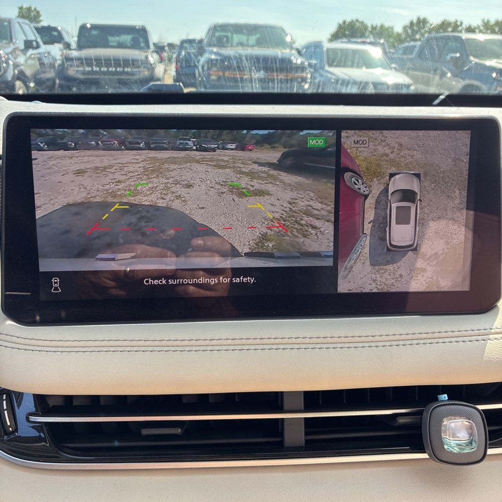 2025 Infiniti QX60 Luxe
