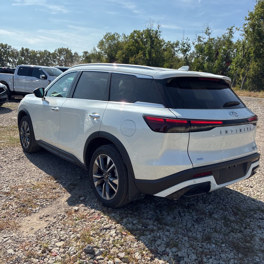2025 Infiniti QX60 Luxe