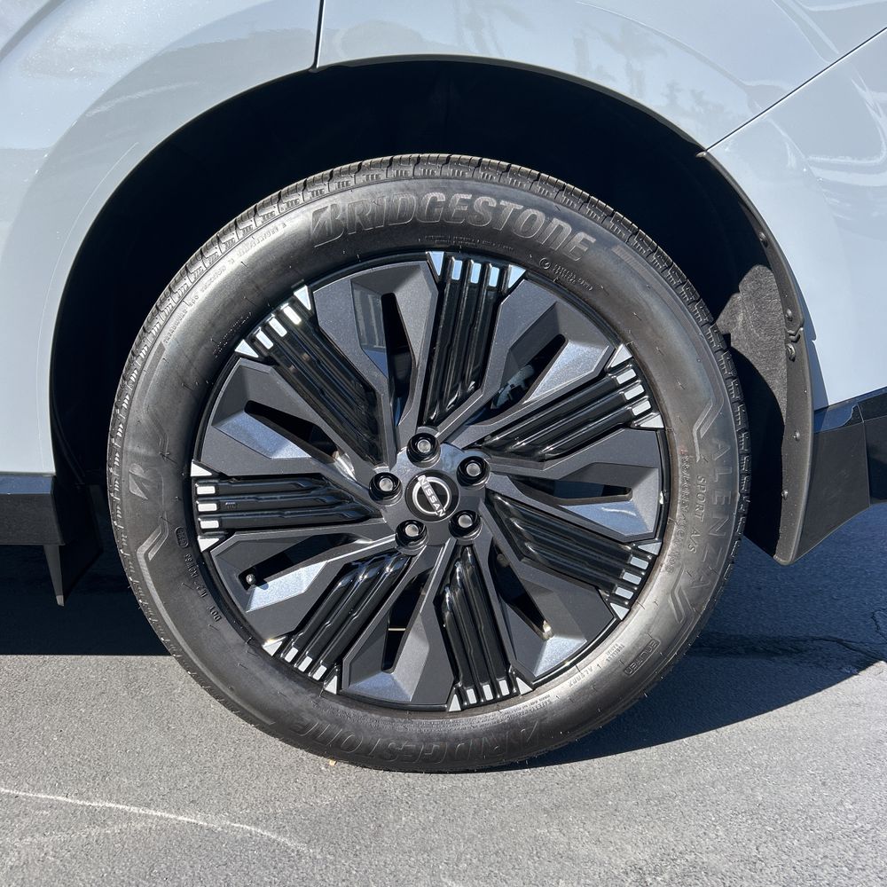 2025 Nissan Murano Platinum