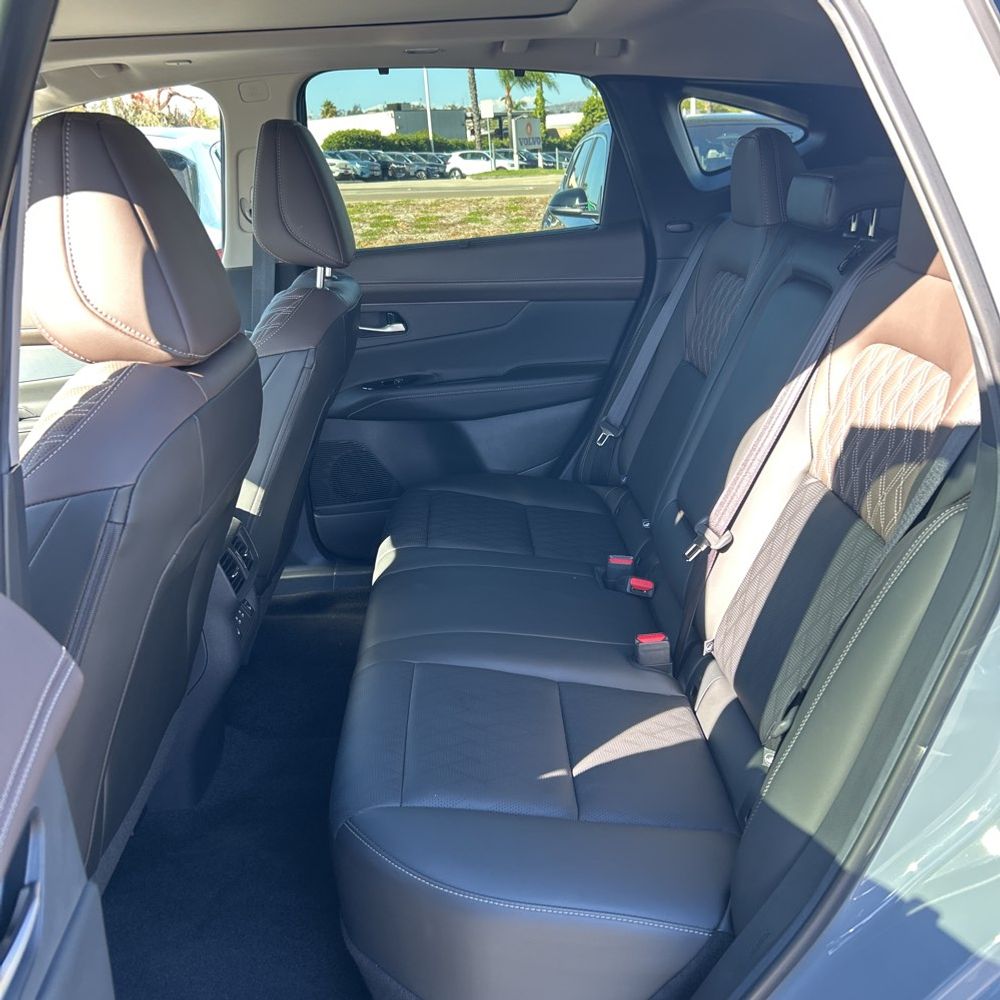 2025 Nissan Murano Platinum