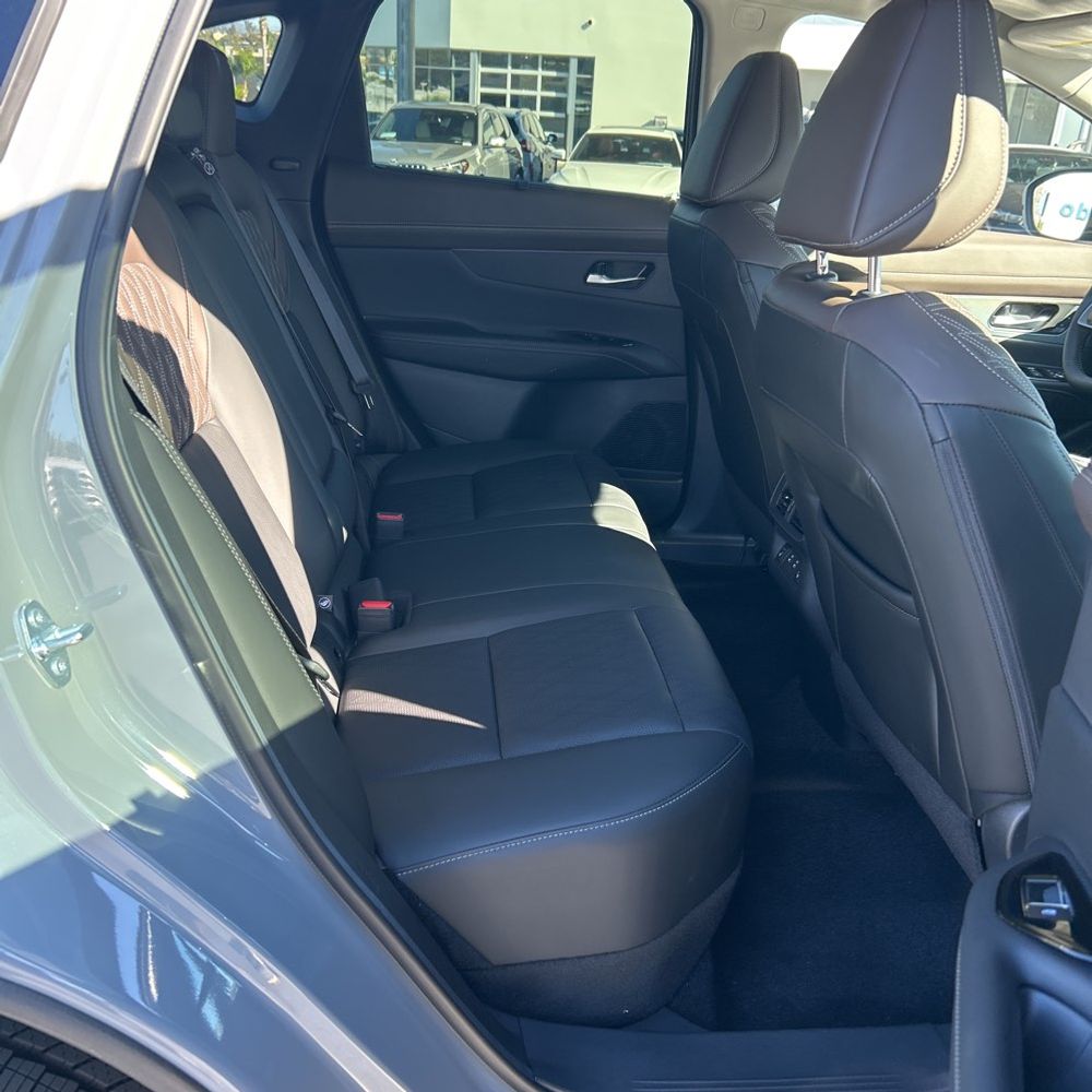 2025 Nissan Murano Platinum