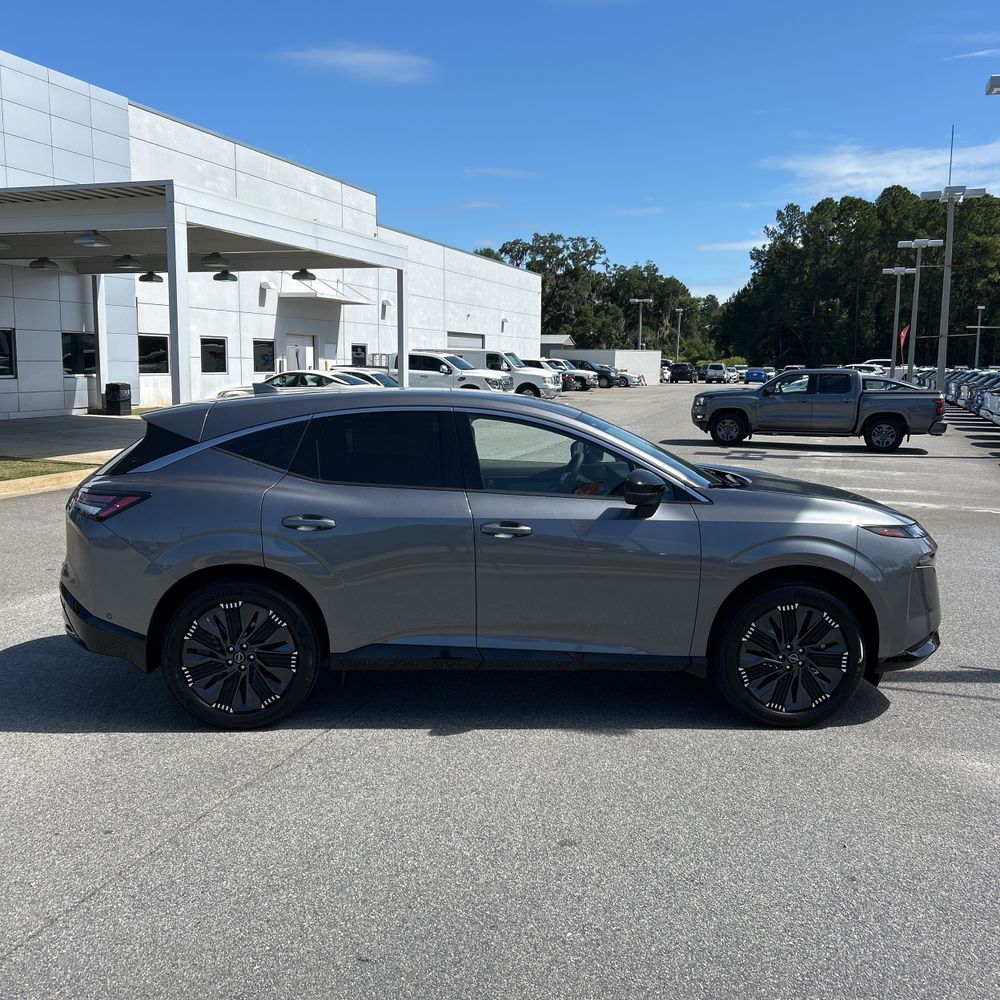 2025 Nissan Murano Platinum