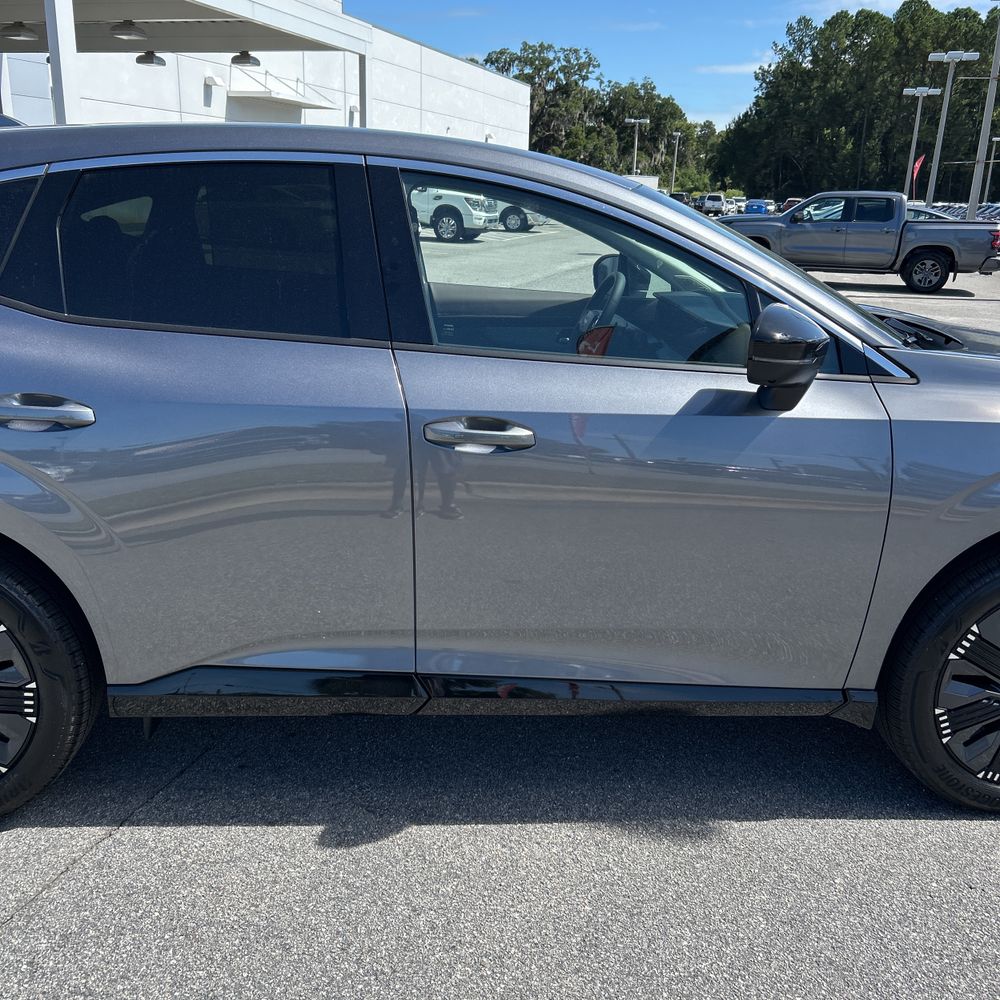 2025 Nissan Murano Platinum