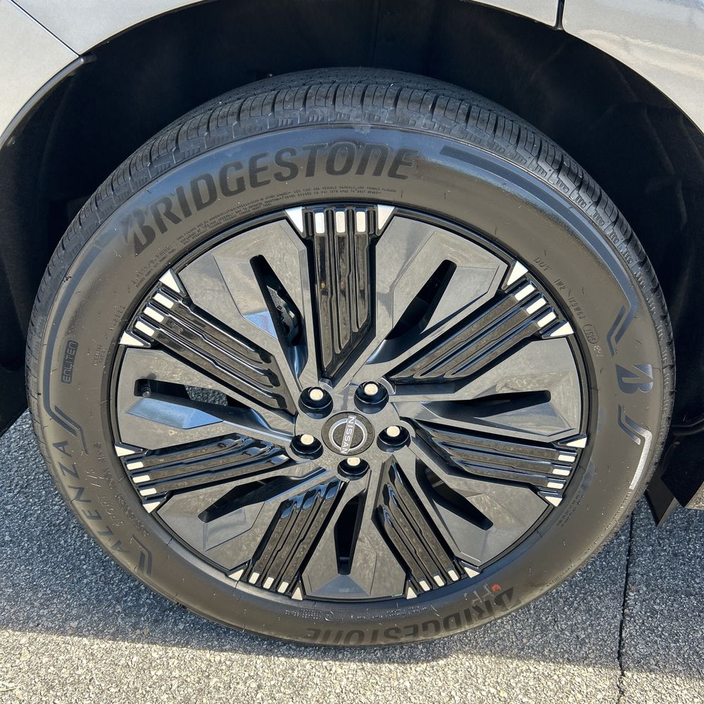 2025 Nissan Murano Platinum