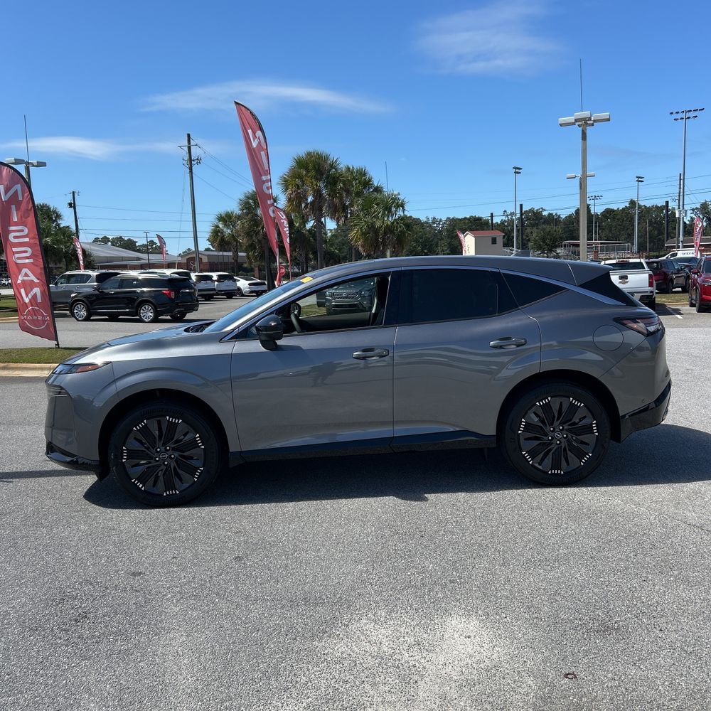 2025 Nissan Murano Platinum