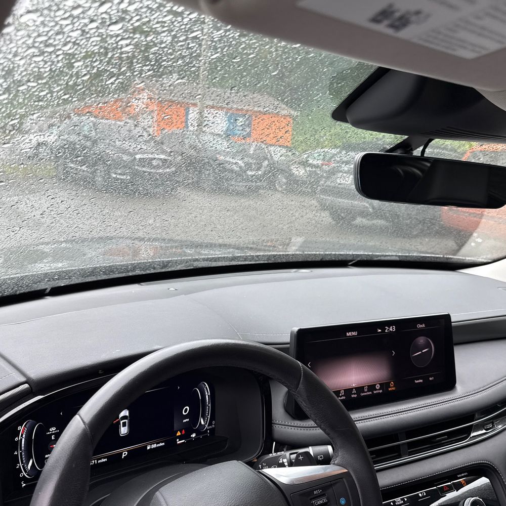 2024 INFINITI QX60 Luxe