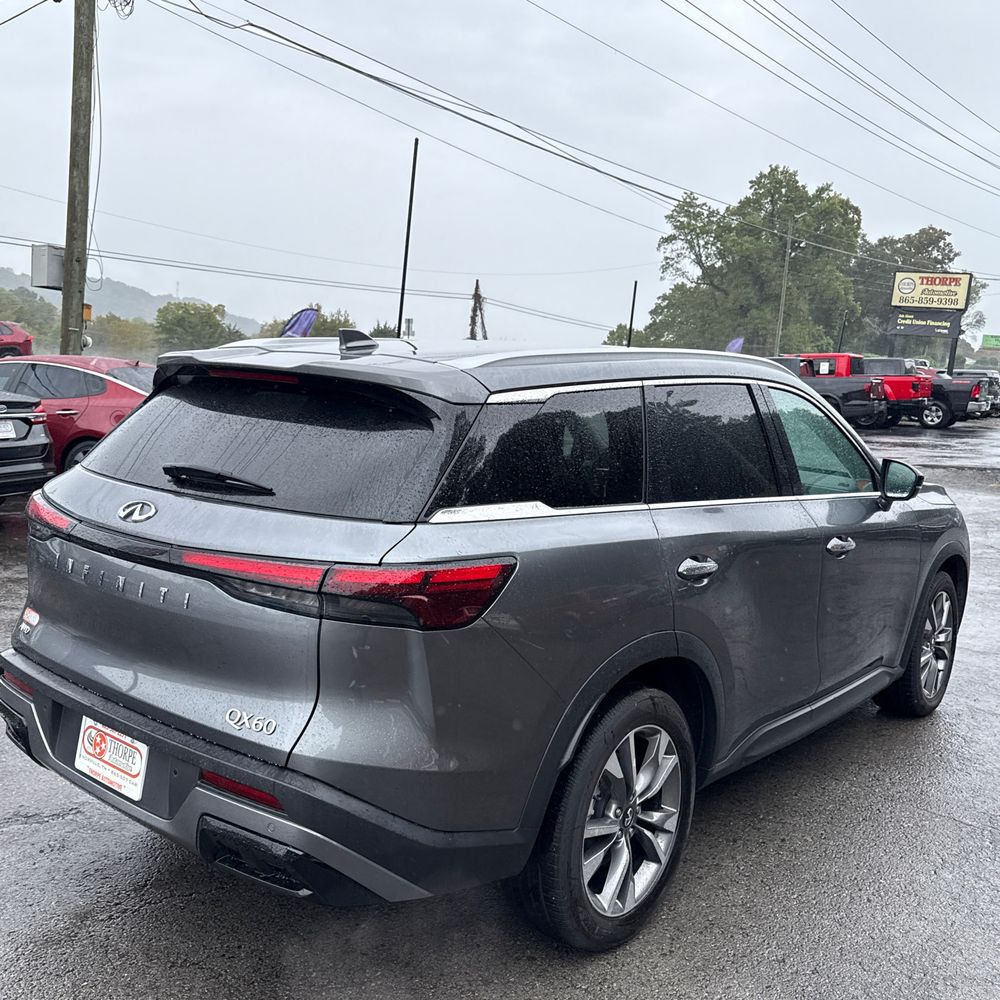 2024 INFINITI QX60 Luxe