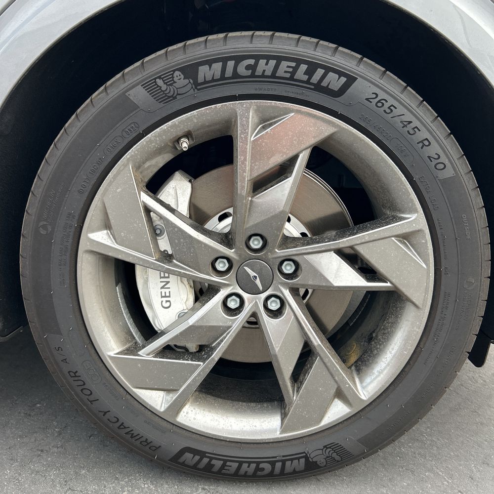 2025 Genesis Electrified GV70 Advanced