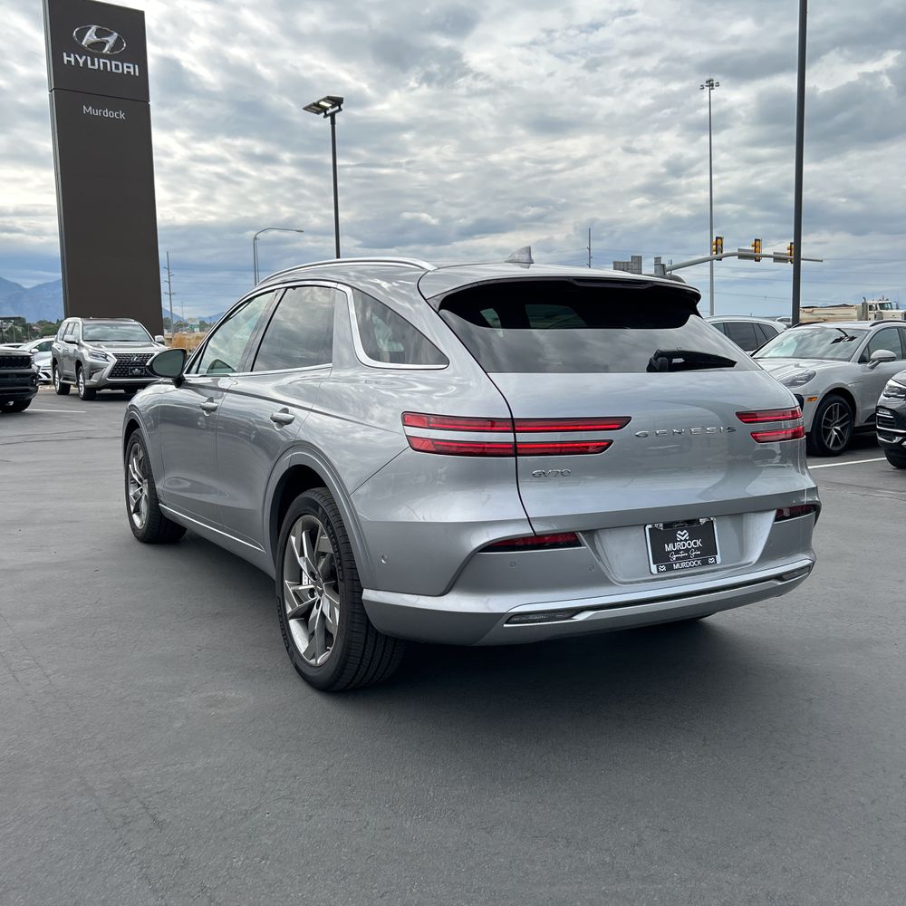 2025 Genesis Electrified GV70 Advanced
