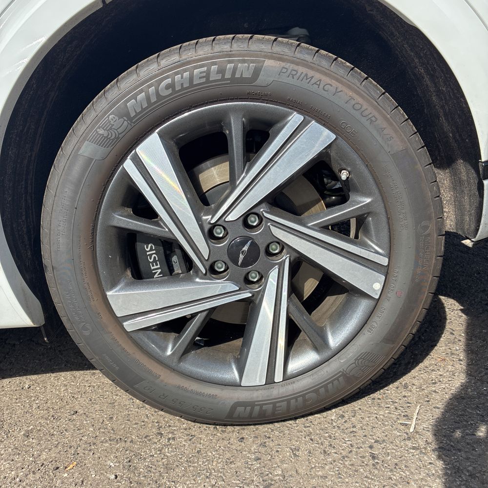 2026 Genesis GV70 3.5T Sport Advanced