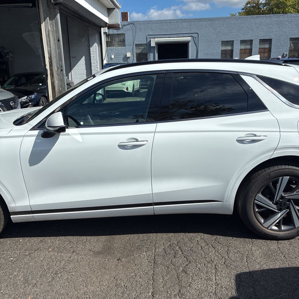 2026 Genesis GV70 3.5T Sport Advanced