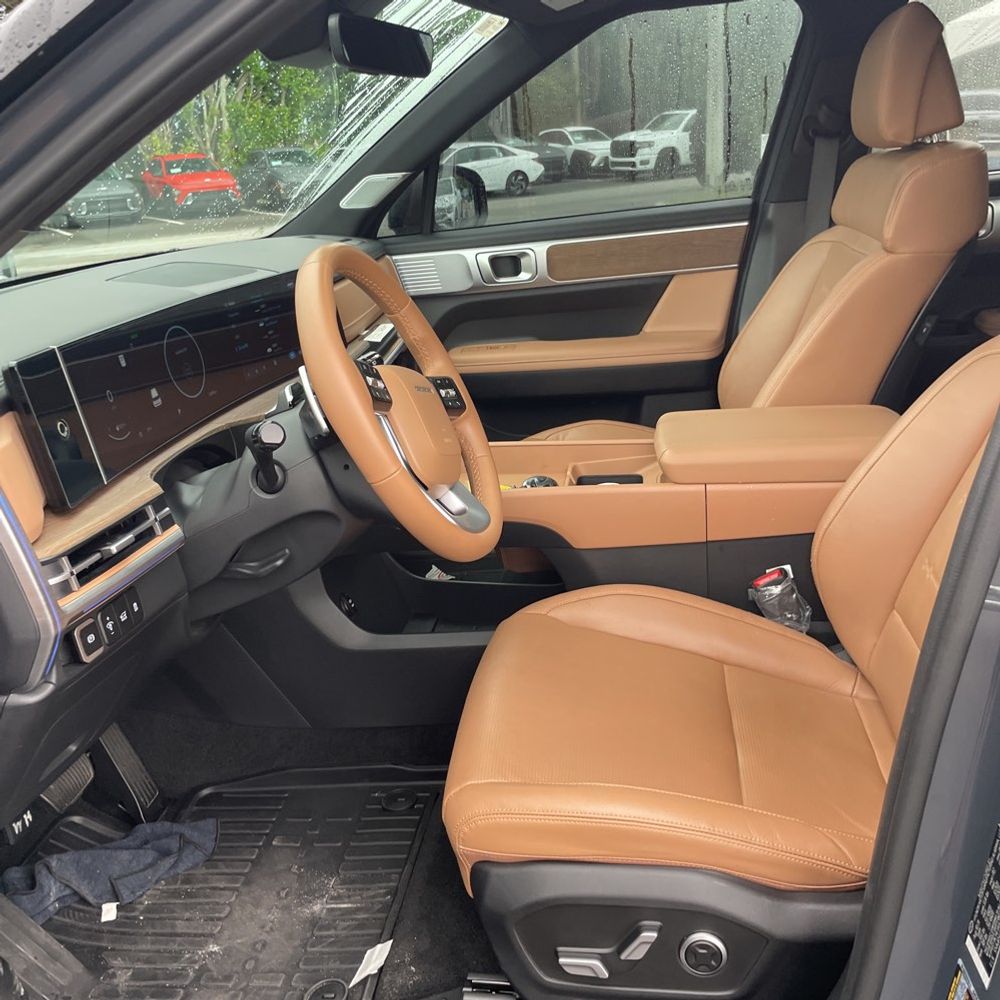 2025 Hyundai SANTA FE Limited