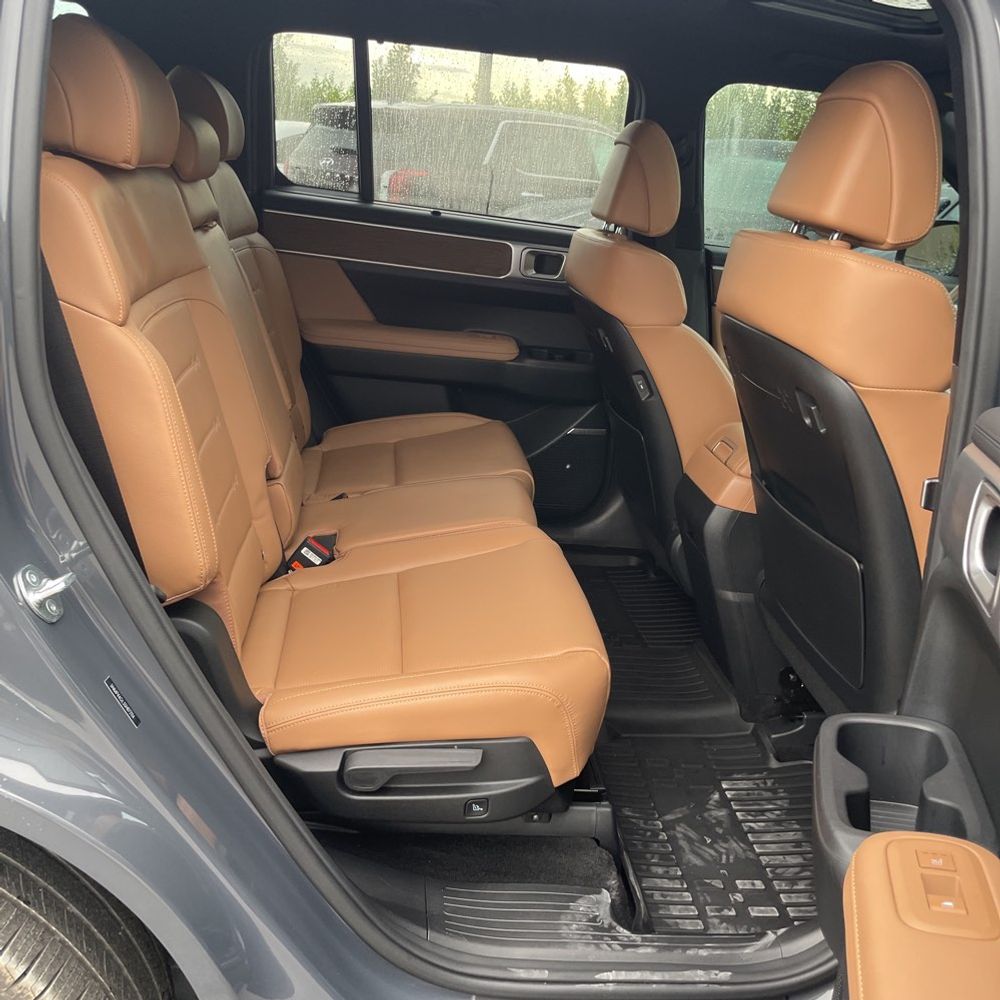2025 Hyundai SANTA FE Limited