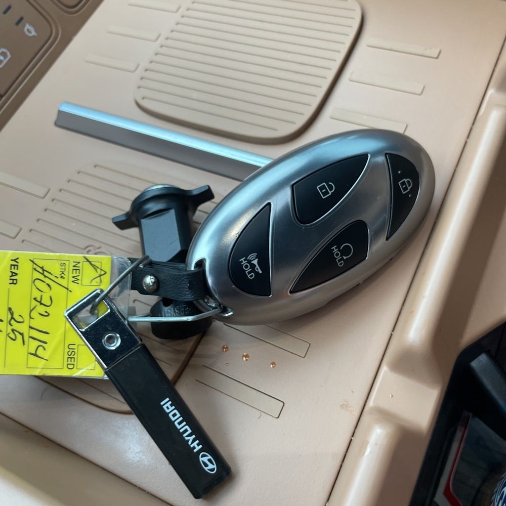 2025 Hyundai SANTA FE Limited