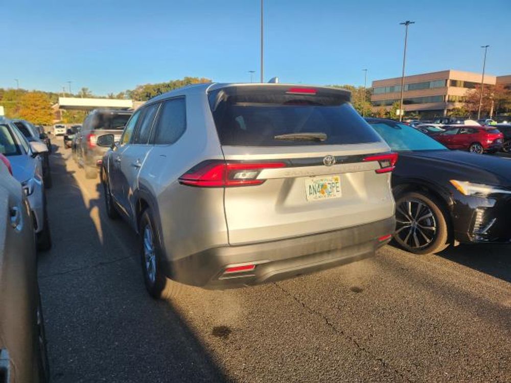 2025 Toyota Grand Highlander XLE