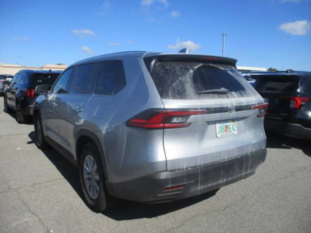 2025 Toyota Grand Highlander XLE