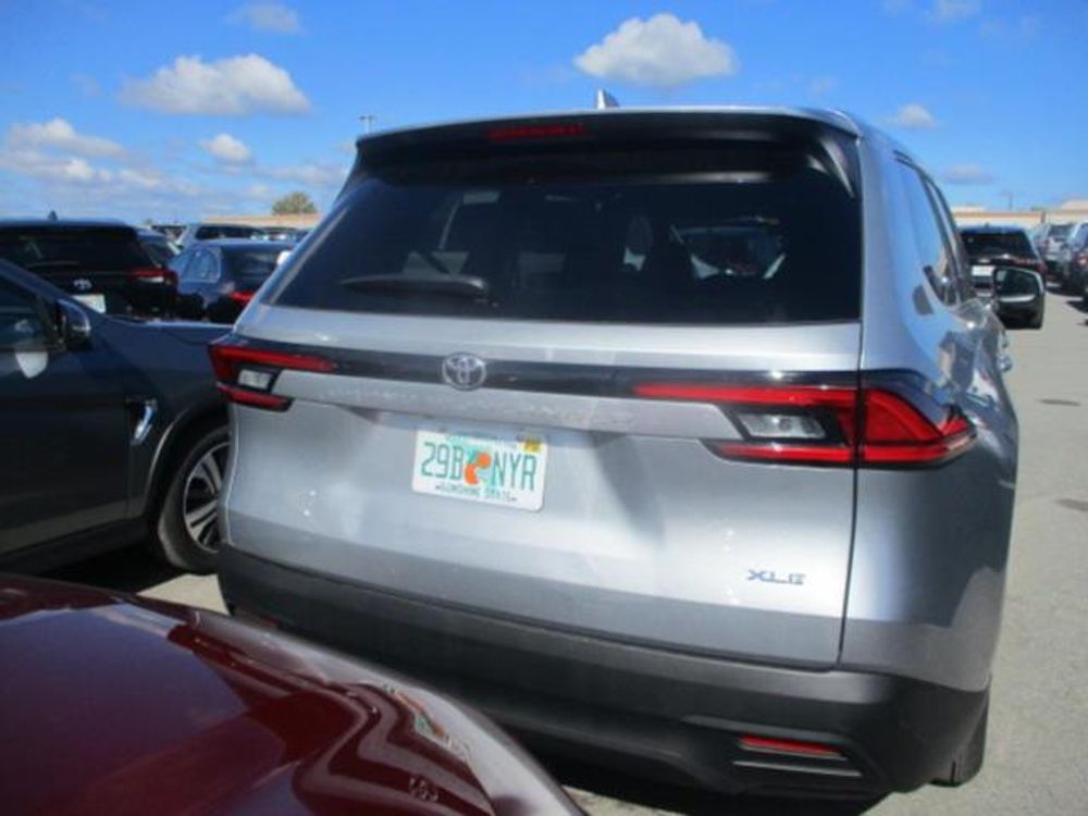 2025 Toyota Grand Highlander XLE