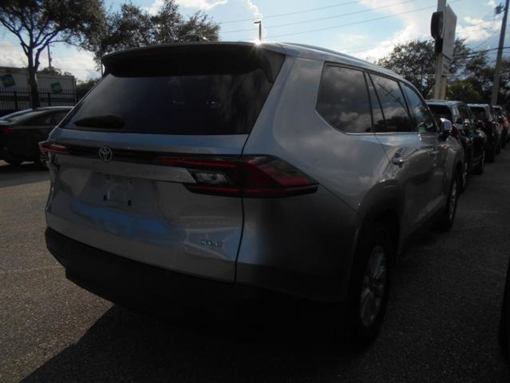 2025 Toyota Grand Highlander XLE