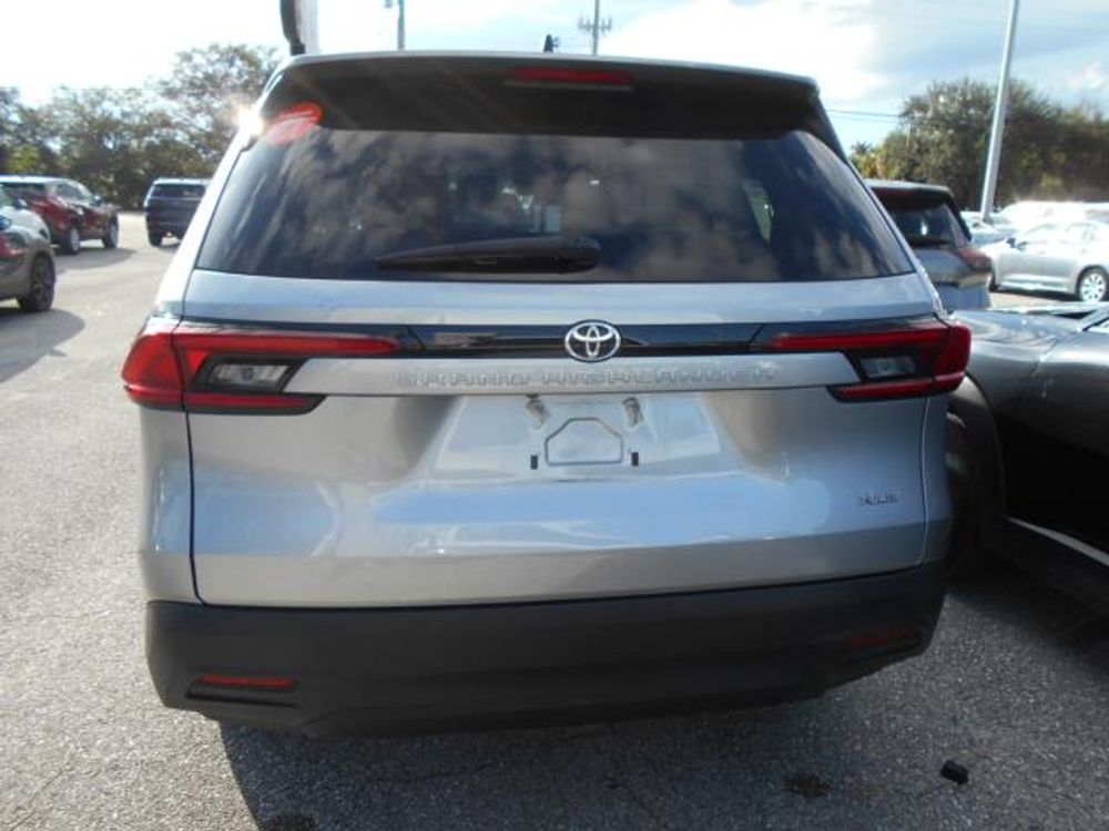 2025 Toyota Grand Highlander XLE