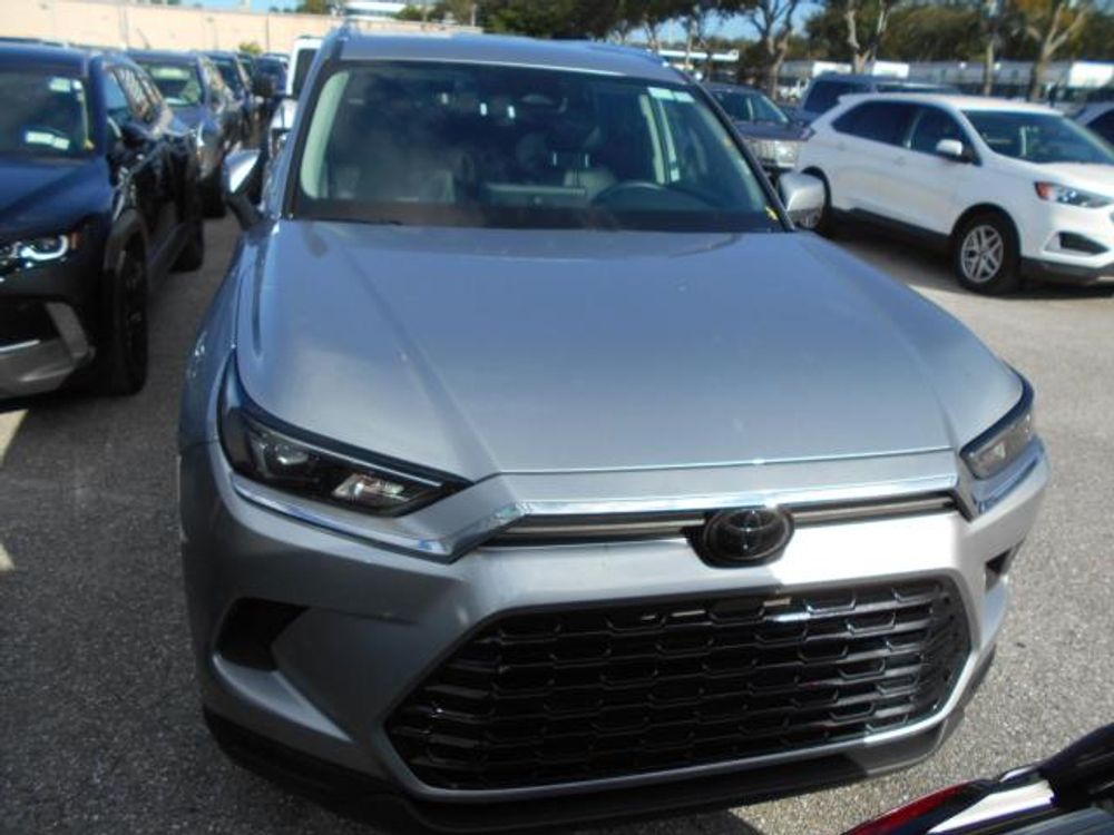 2025 Toyota Grand Highlander XLE