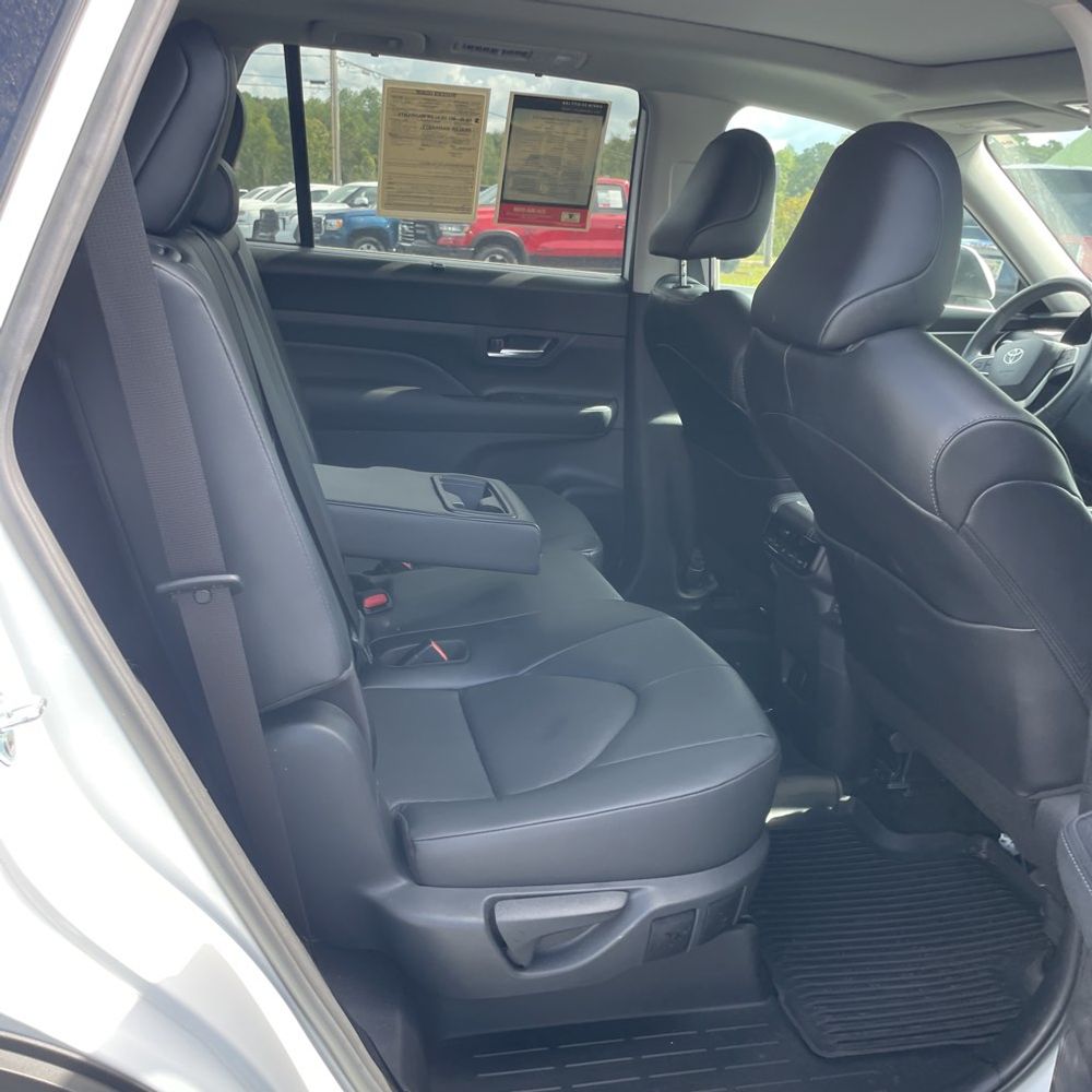 2024 Toyota Grand Highlander XLE