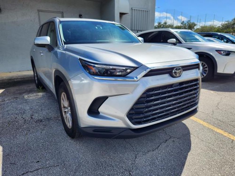 2025 Toyota Grand Highlander XLE