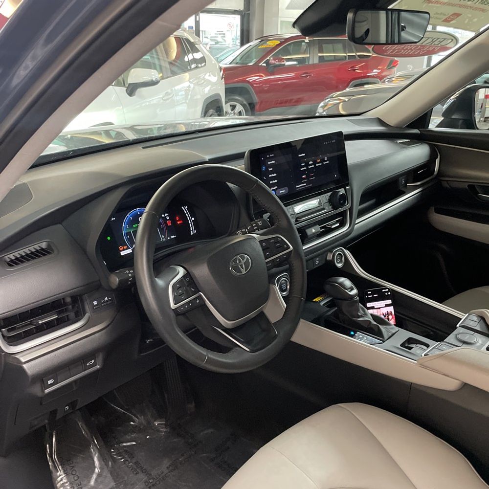 2024 Toyota Grand Highlander XLE