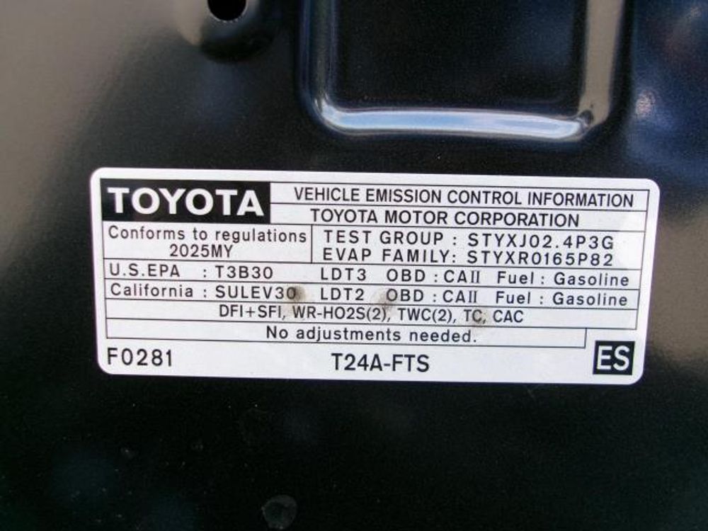 2025 Toyota Grand Highlander LE