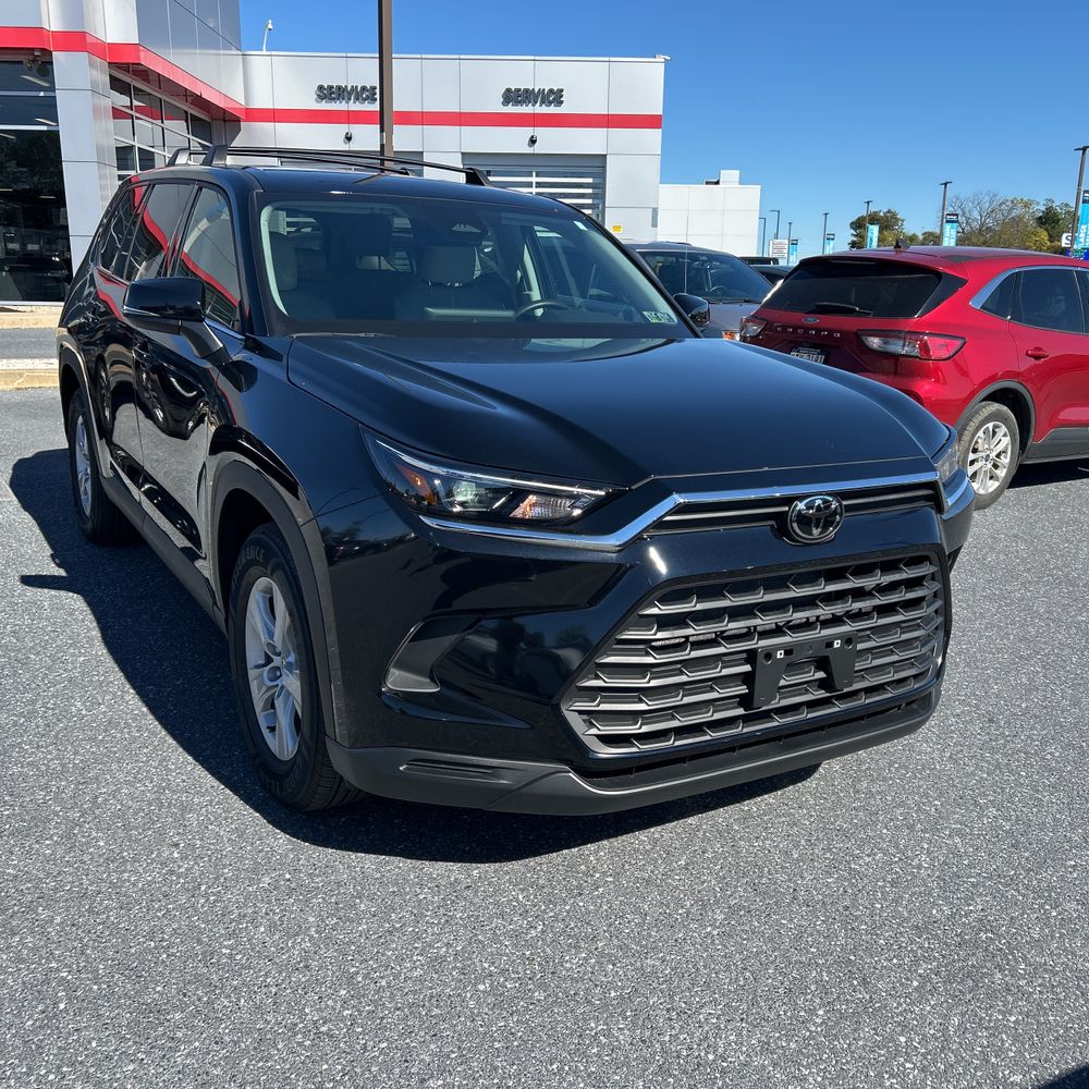 2025 Toyota Grand Highlander LE