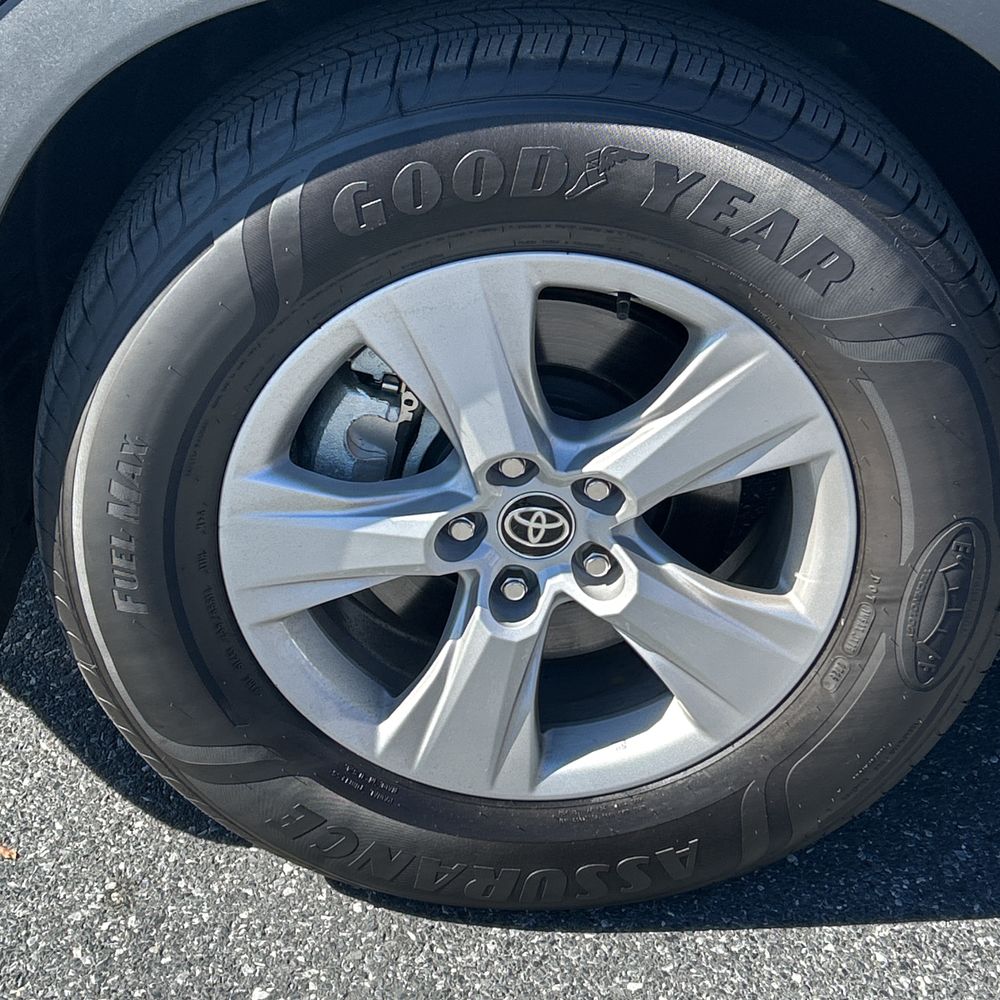 2025 Toyota Grand Highlander LE