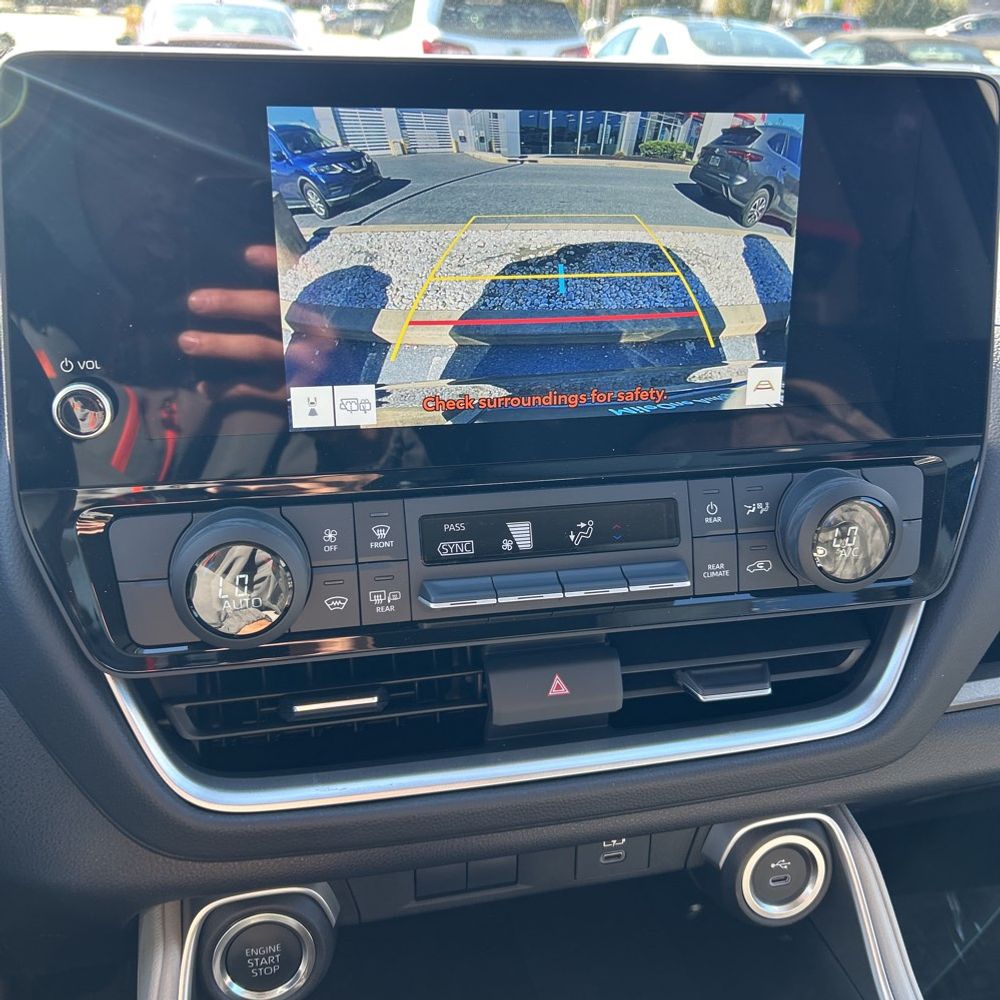 2025 Toyota Grand Highlander LE