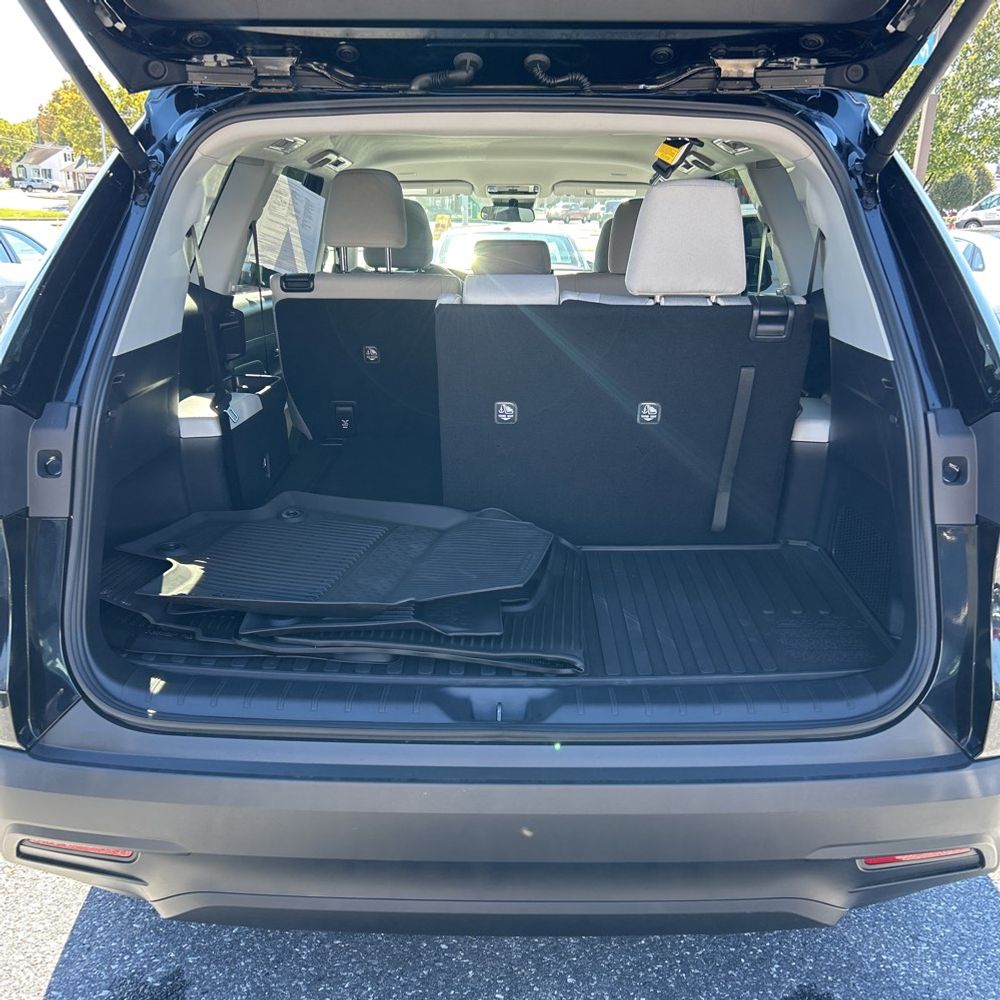 2025 Toyota Grand Highlander LE
