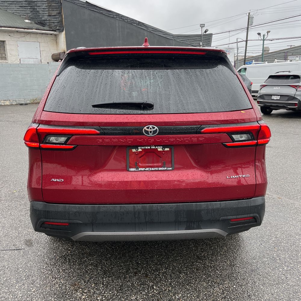 2024 Toyota Grand Highlander Limited