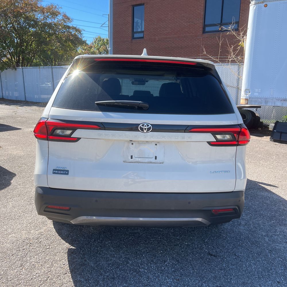2024 Toyota Grand Highlander Limited