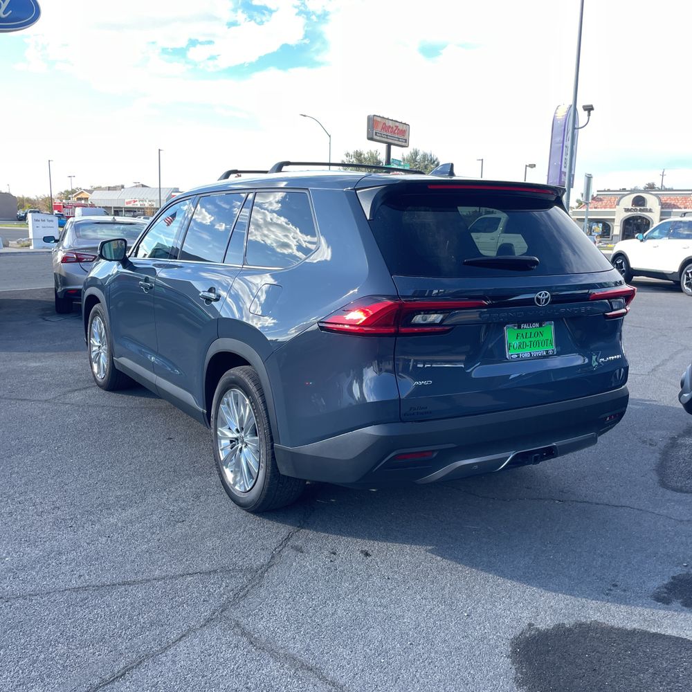 2024 Toyota Grand Highlander Platinum