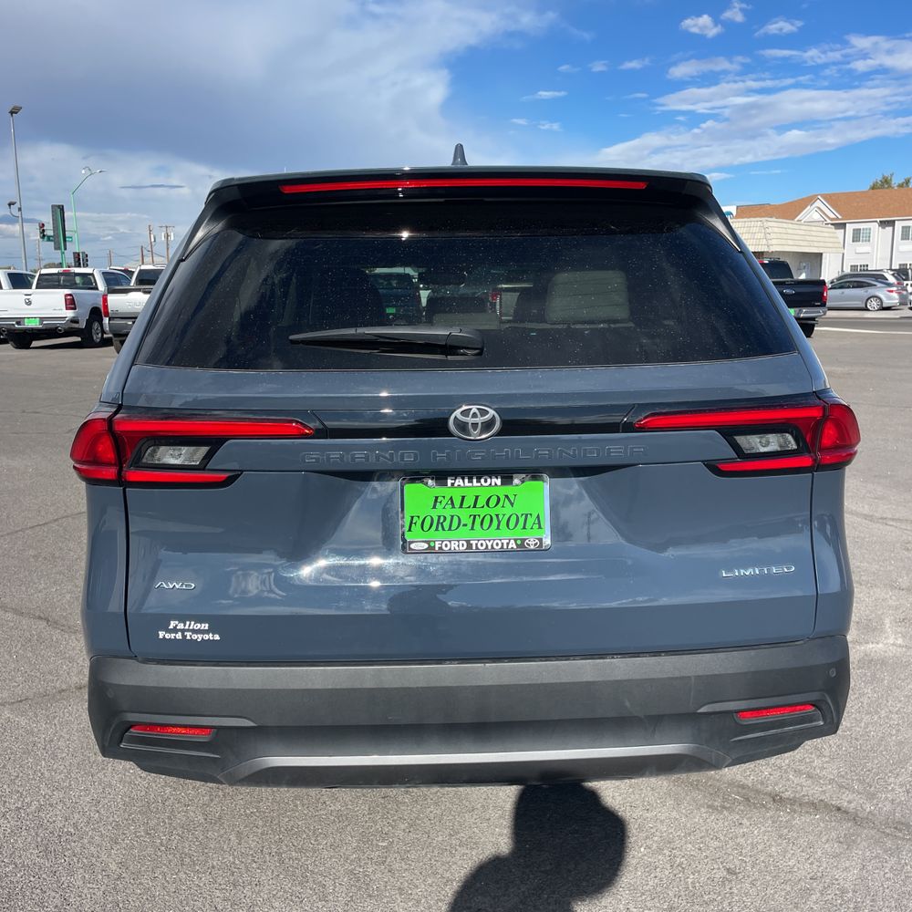 2024 Toyota Grand Highlander Limited