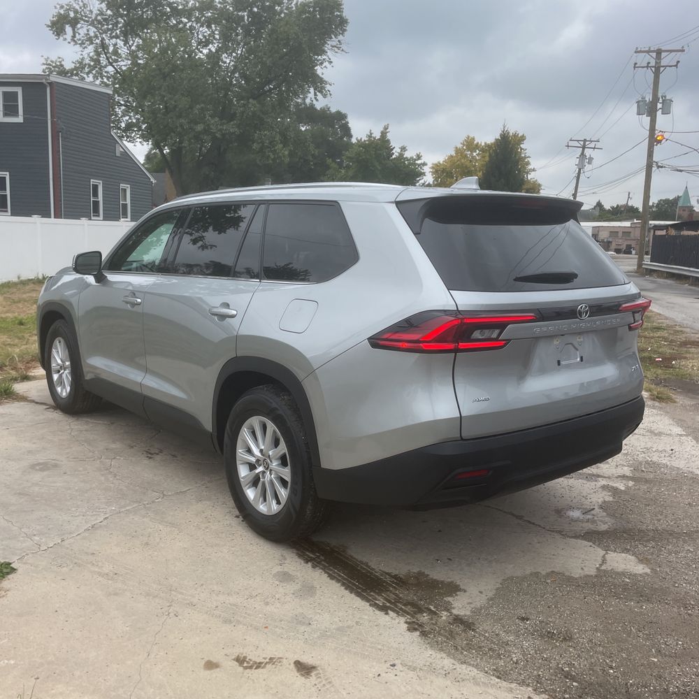 2025 Toyota Grand Highlander XLE
