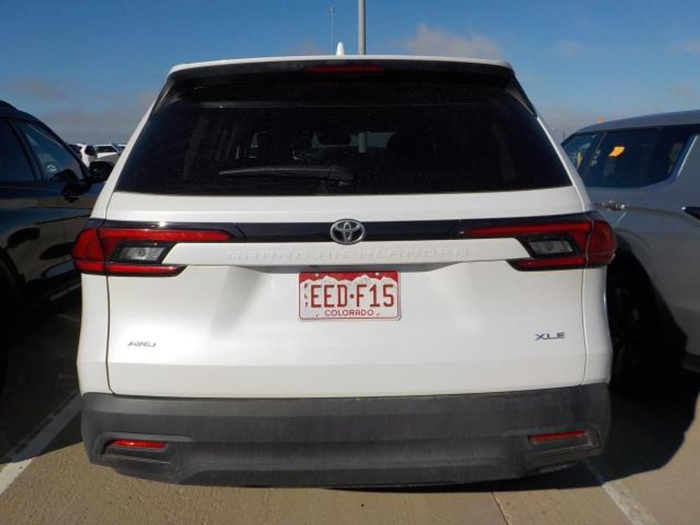 2025 Toyota Grand Highlander XLE