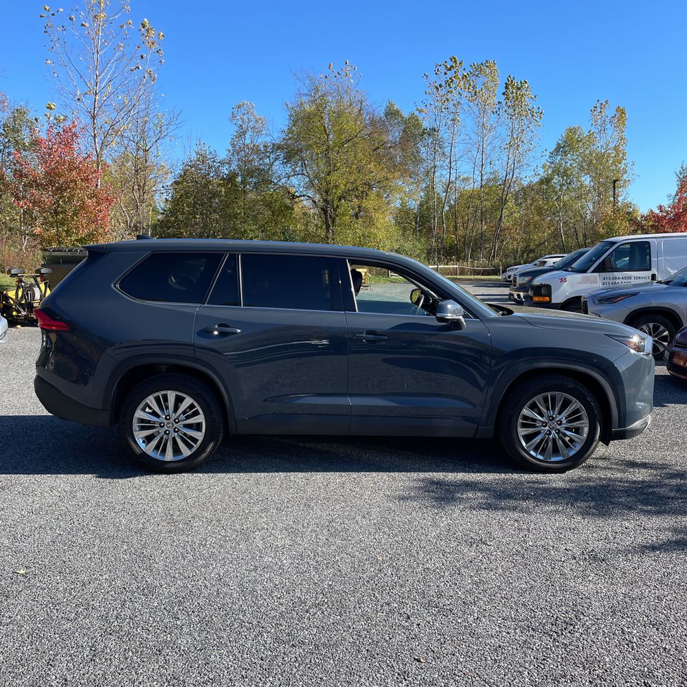 2024 Toyota Grand Highlander Platinum