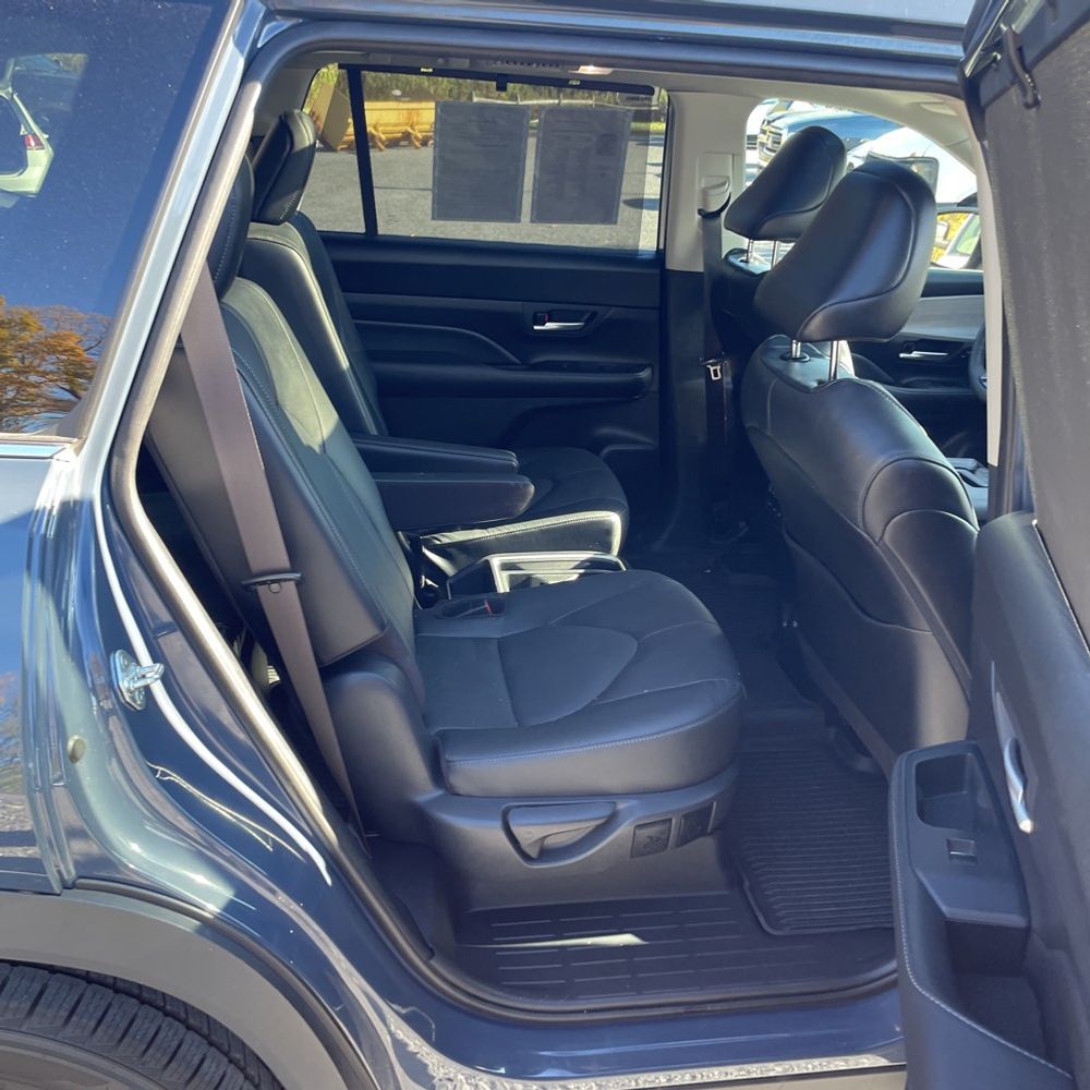 2024 Toyota Grand Highlander Platinum