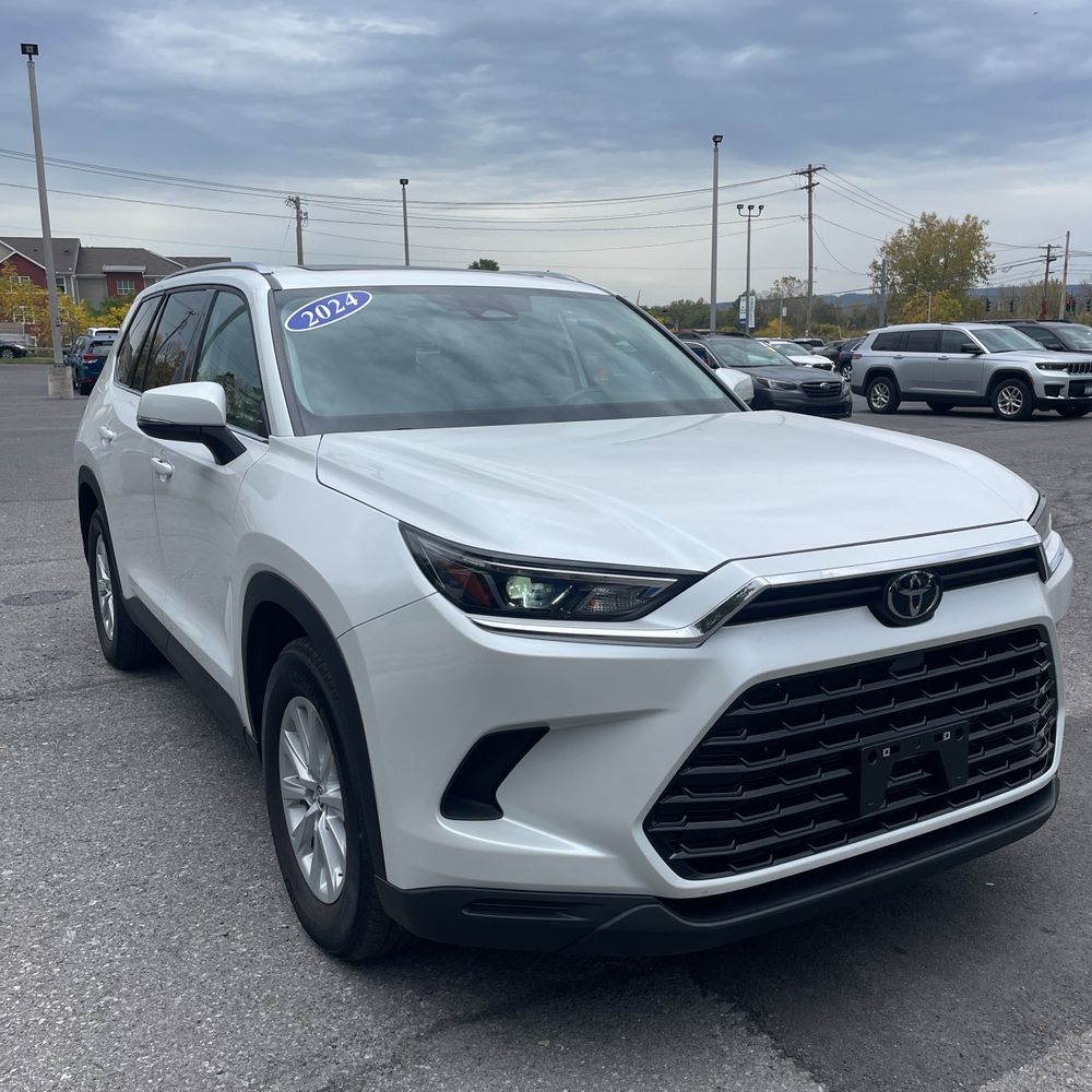 2024 Toyota Grand Highlander XLE