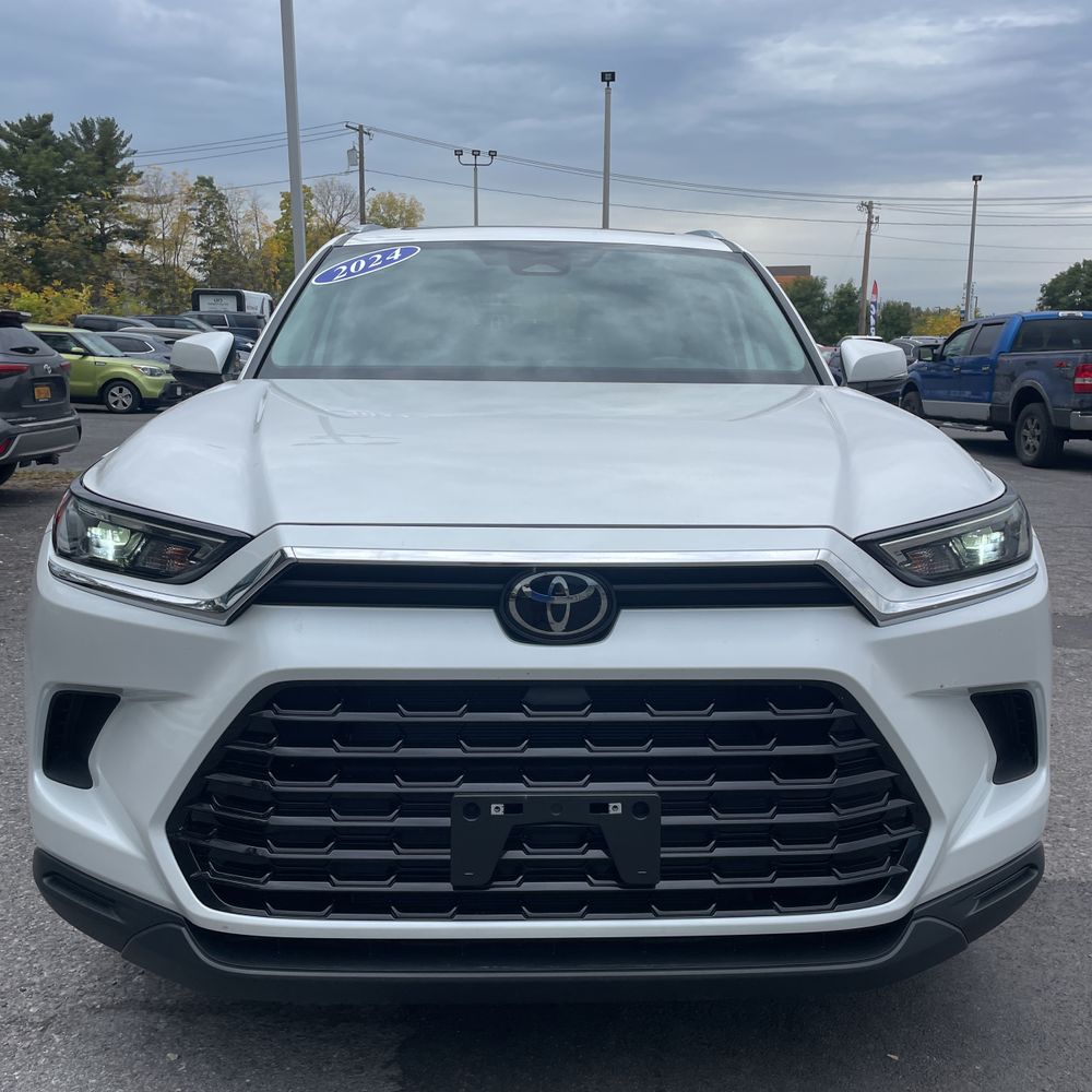 2024 Toyota Grand Highlander XLE