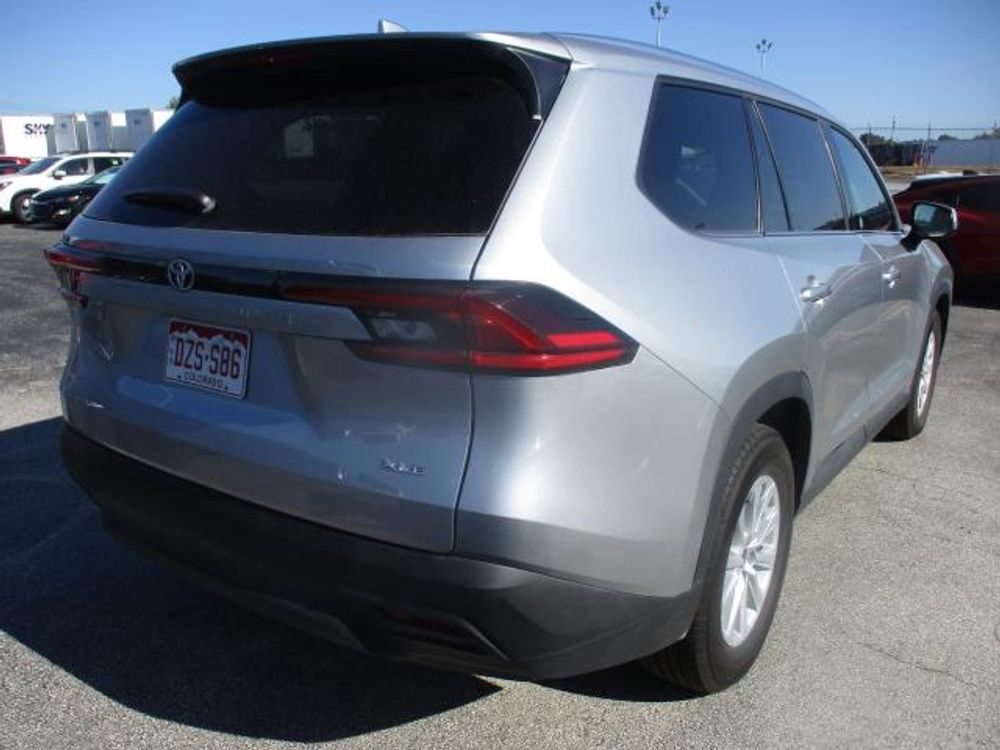 2025 Toyota Grand Highlander LE