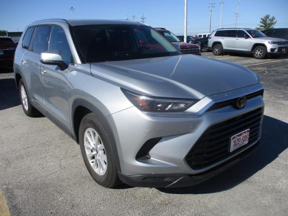 2025 Toyota Grand Highlander LE