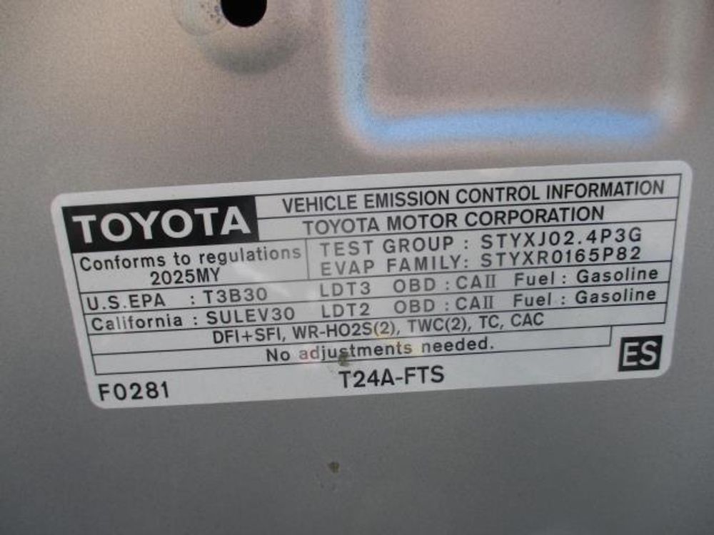 2025 Toyota Grand Highlander LE
