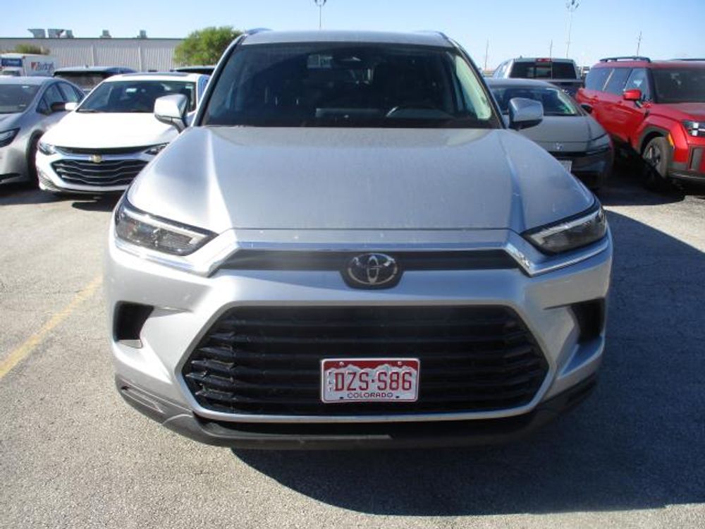 2025 Toyota Grand Highlander LE